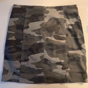 Jolt Camo Mini Skirt